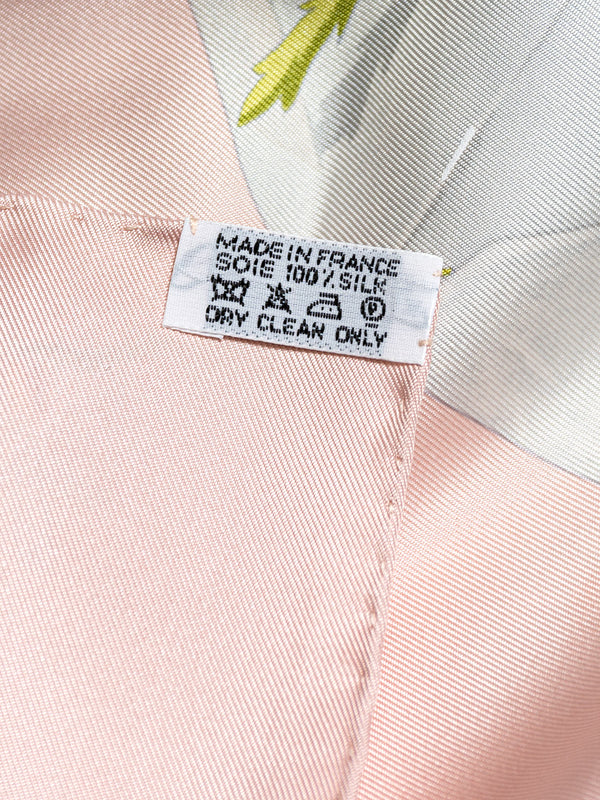 Hermès “Des Fleurs Pour Le Dire" Scarf 90