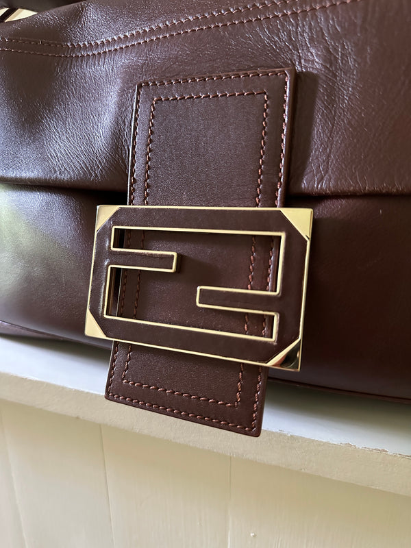 Fendi Maxi 3-Way Convertible Baguette