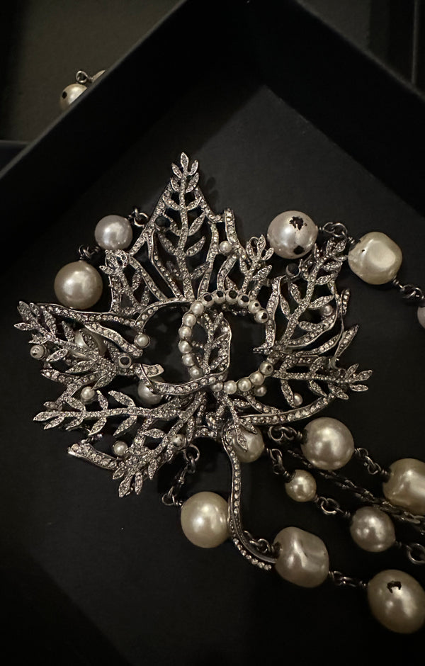 Chanel Faux Pearl & Strass Multistrand Leaf Necklace