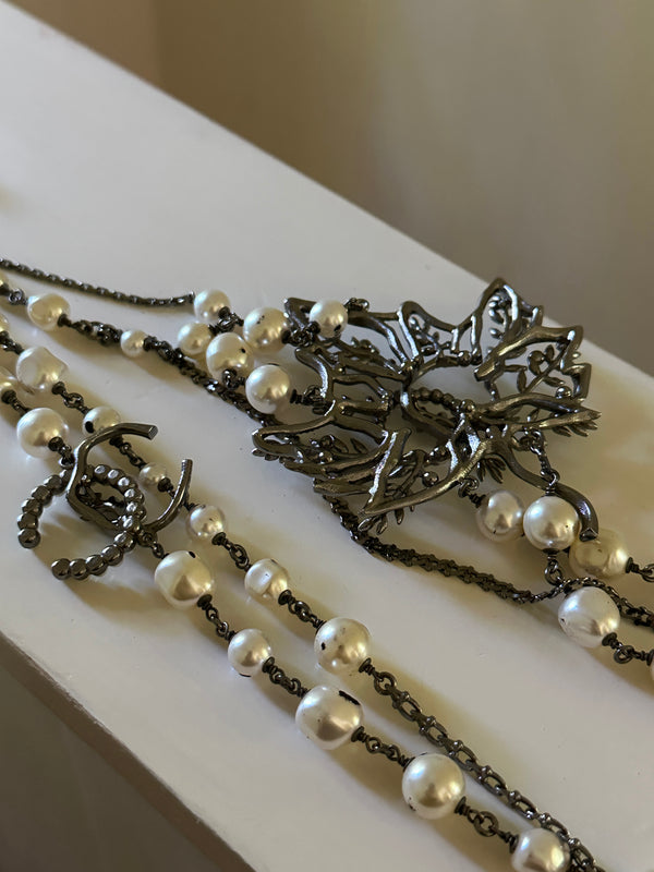 Chanel Faux Pearl & Strass Multistrand Leaf Necklace