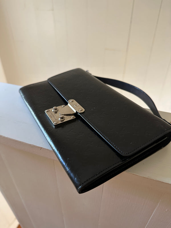 Louis Vuitton Glace Anouchka Pochette