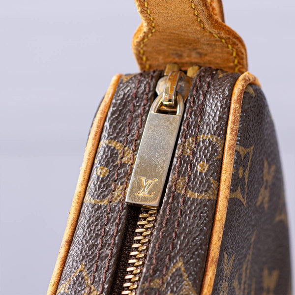 Louis Vuitton Monogram Croissant MM