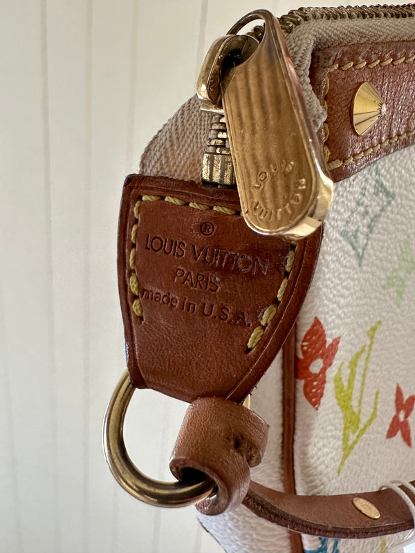 Louis Vuitton Monogram Takashi Murakami Pochette Accessoires Details