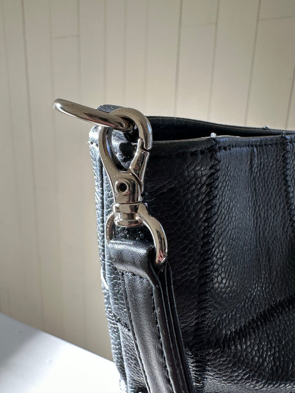 Chanel LAX Shopper Detail