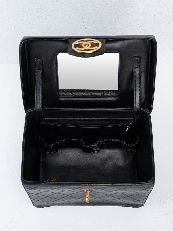 Chanel Quilted Vintage CC Vanity Case