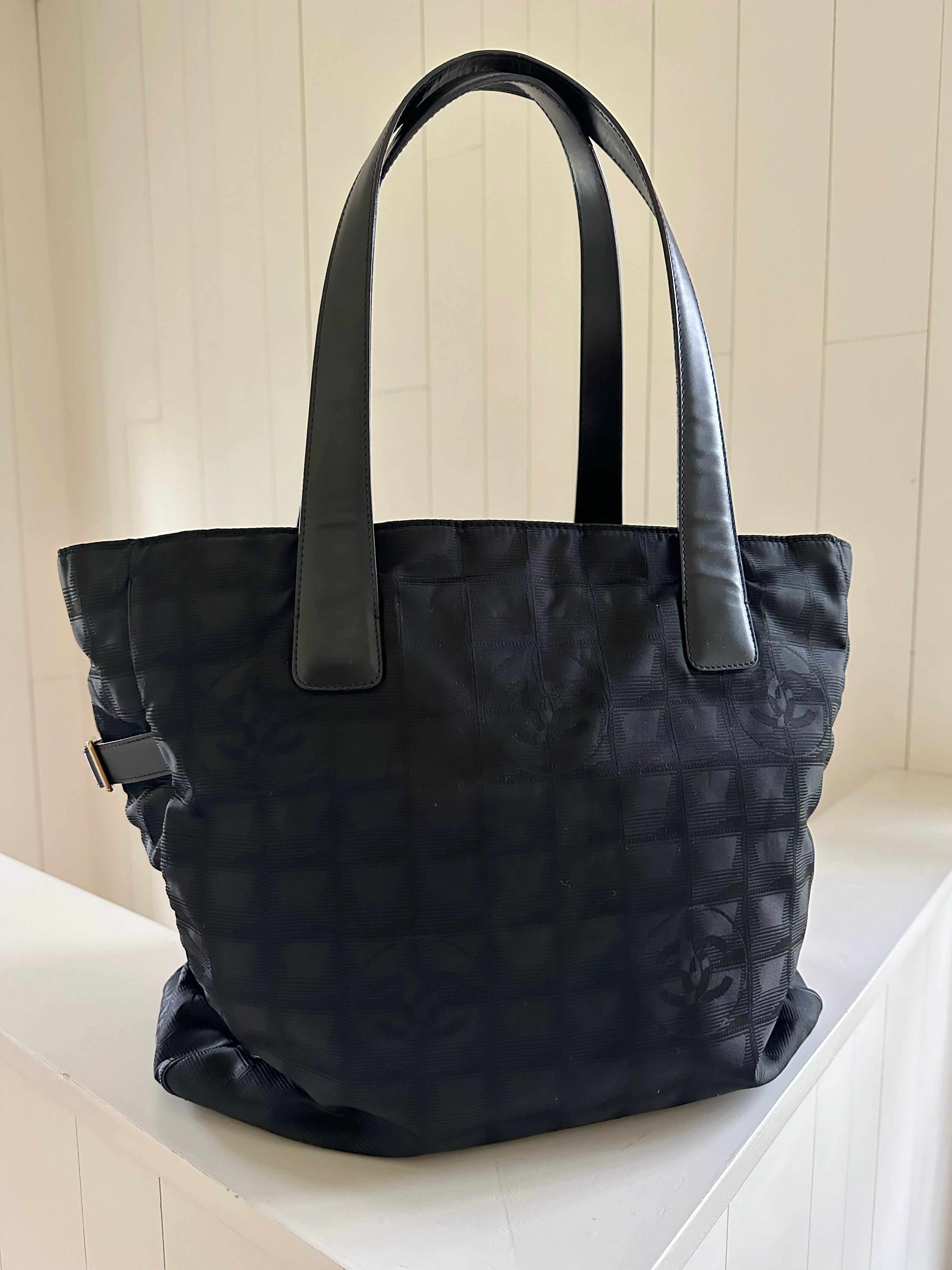Chanel Travel Ligne Tote – Handbag Social Club