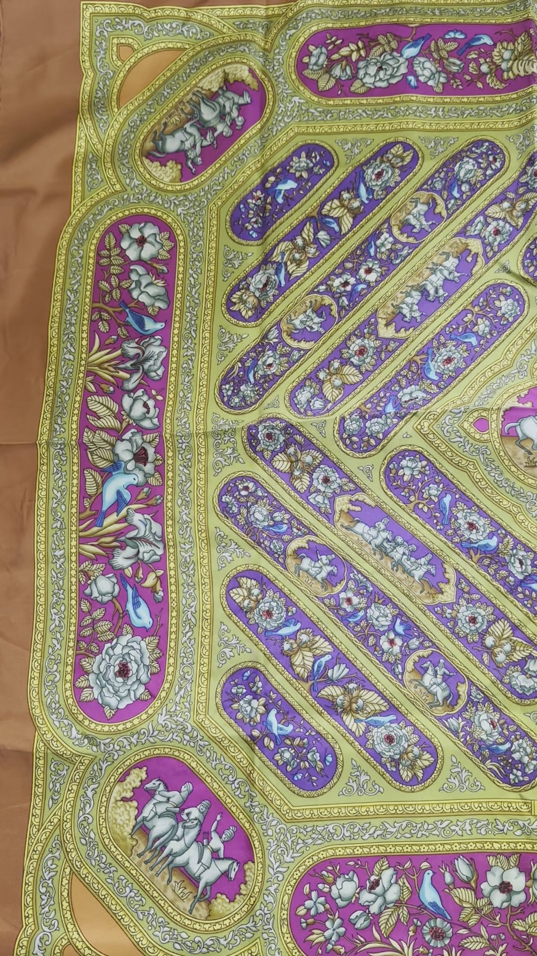 Hermès "Qalamdan" Scarf 90 video